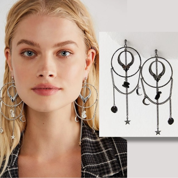 Free People Dancing In The Street Hoops Silver NWT Bohemian Witchy Moon Stars - Picture 1 of 8